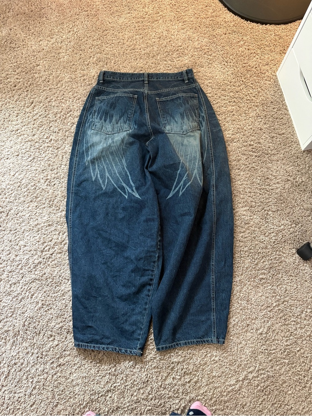 baggy lewkin angel wing jeans